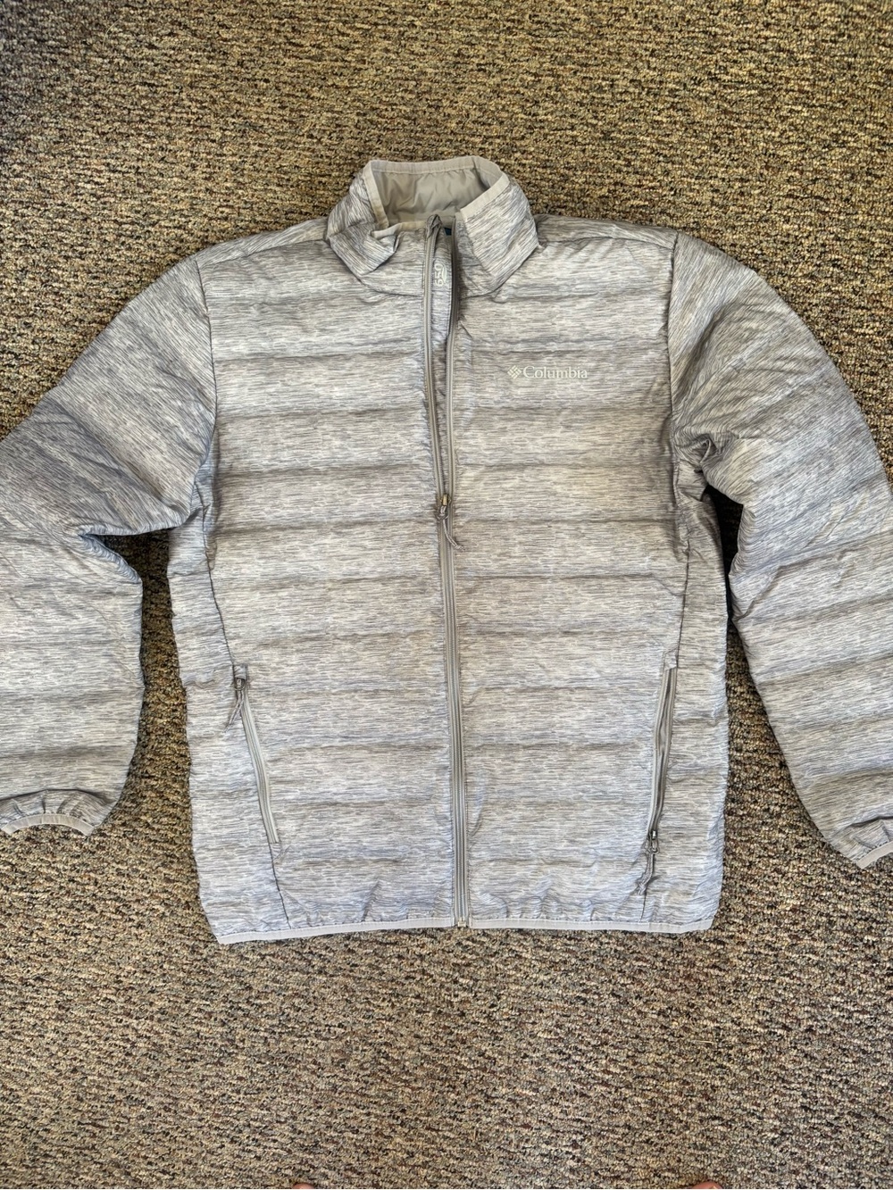 Columbia Men's Heather Gray Delta Ridge Down Quilted Puffer Jacket size Medium.